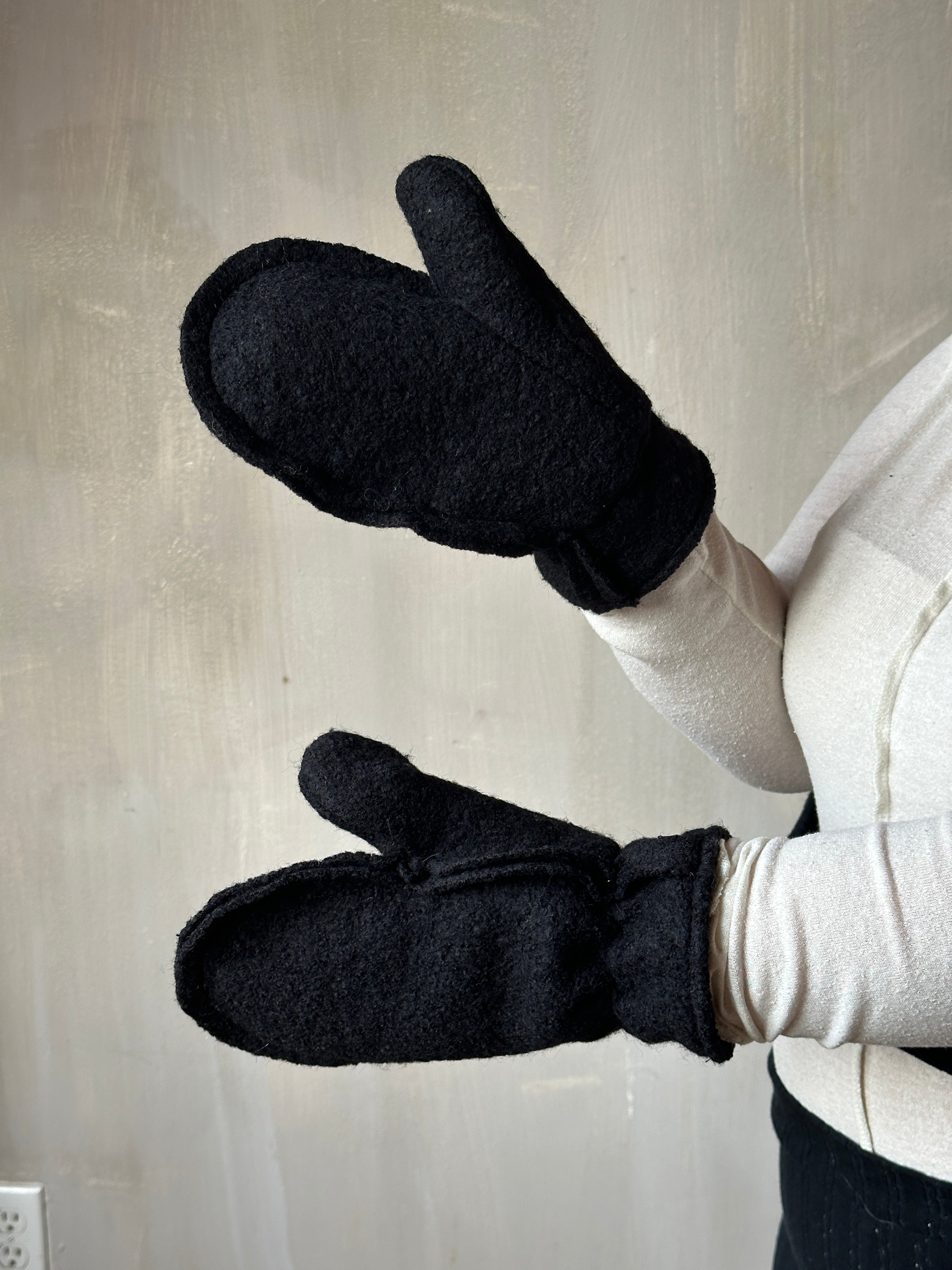 Winter '25 Reverse Seam Mittens in Black Wool (Pre-Order)