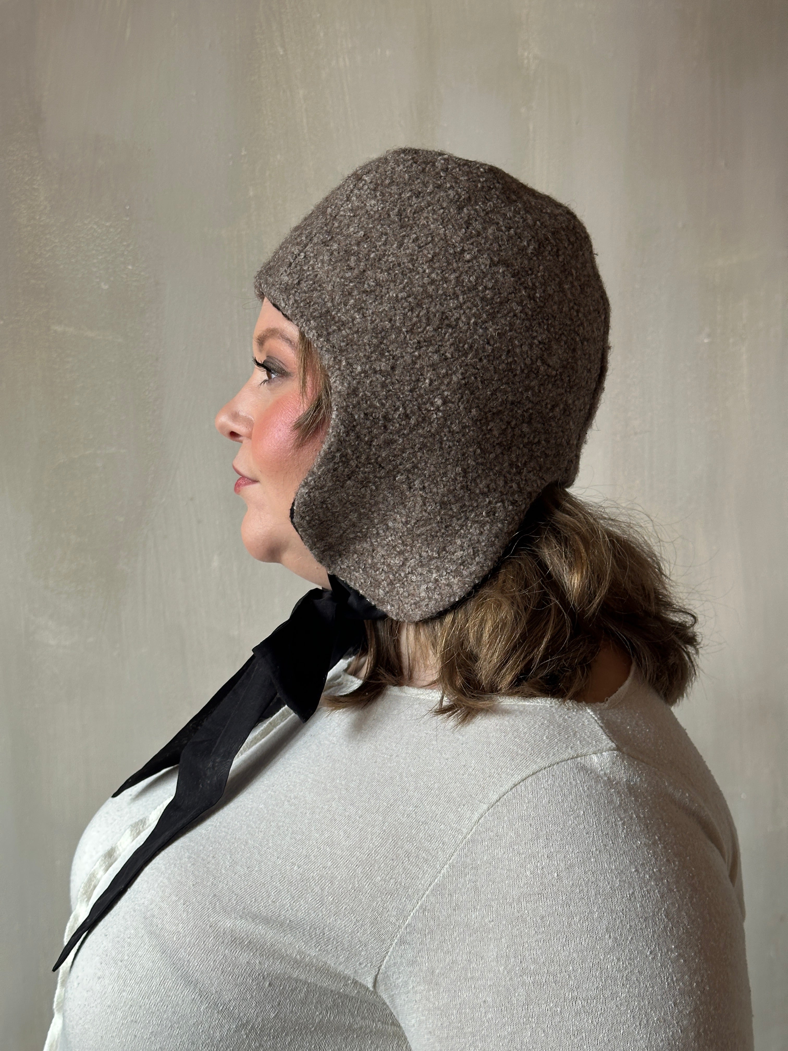 Winter '25 Spangenhelm Toque in Oatmeal Wool with ties (Pre-Order)