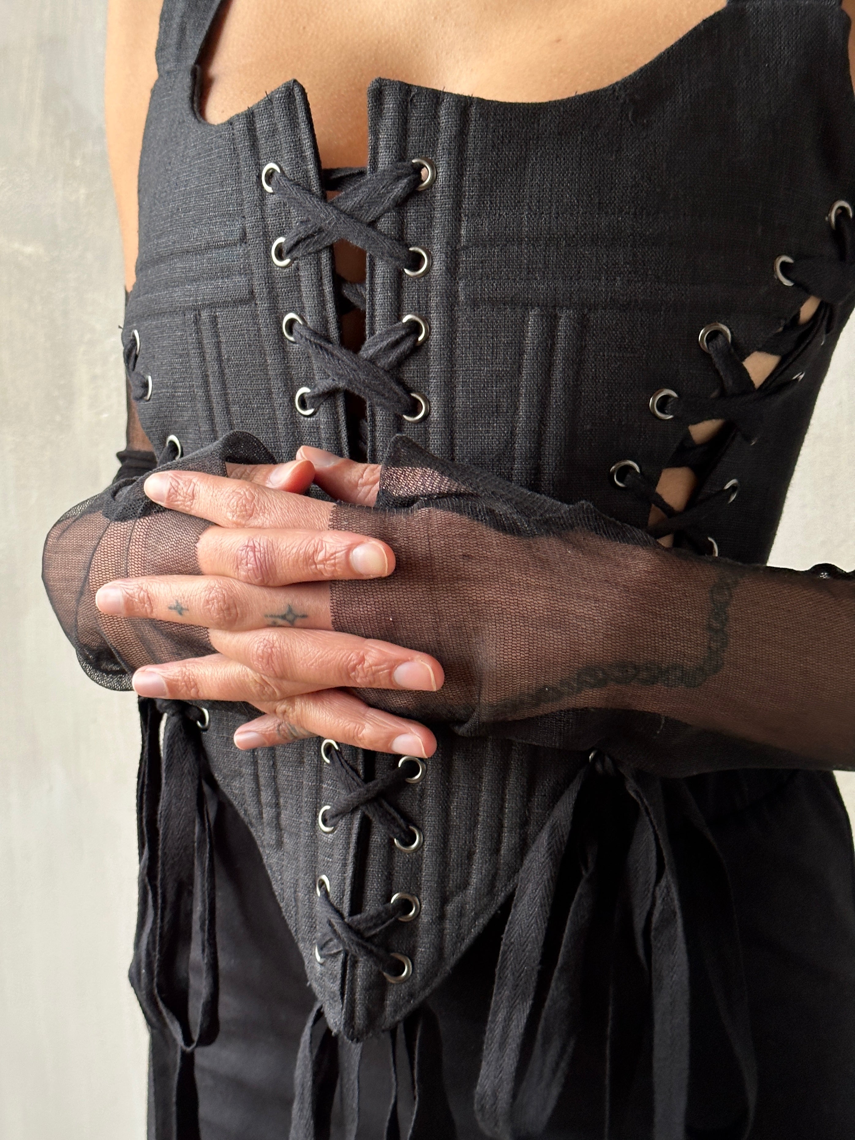 FW'24: Silk Fingerless Opera Gloves in Black (Pre-Order)