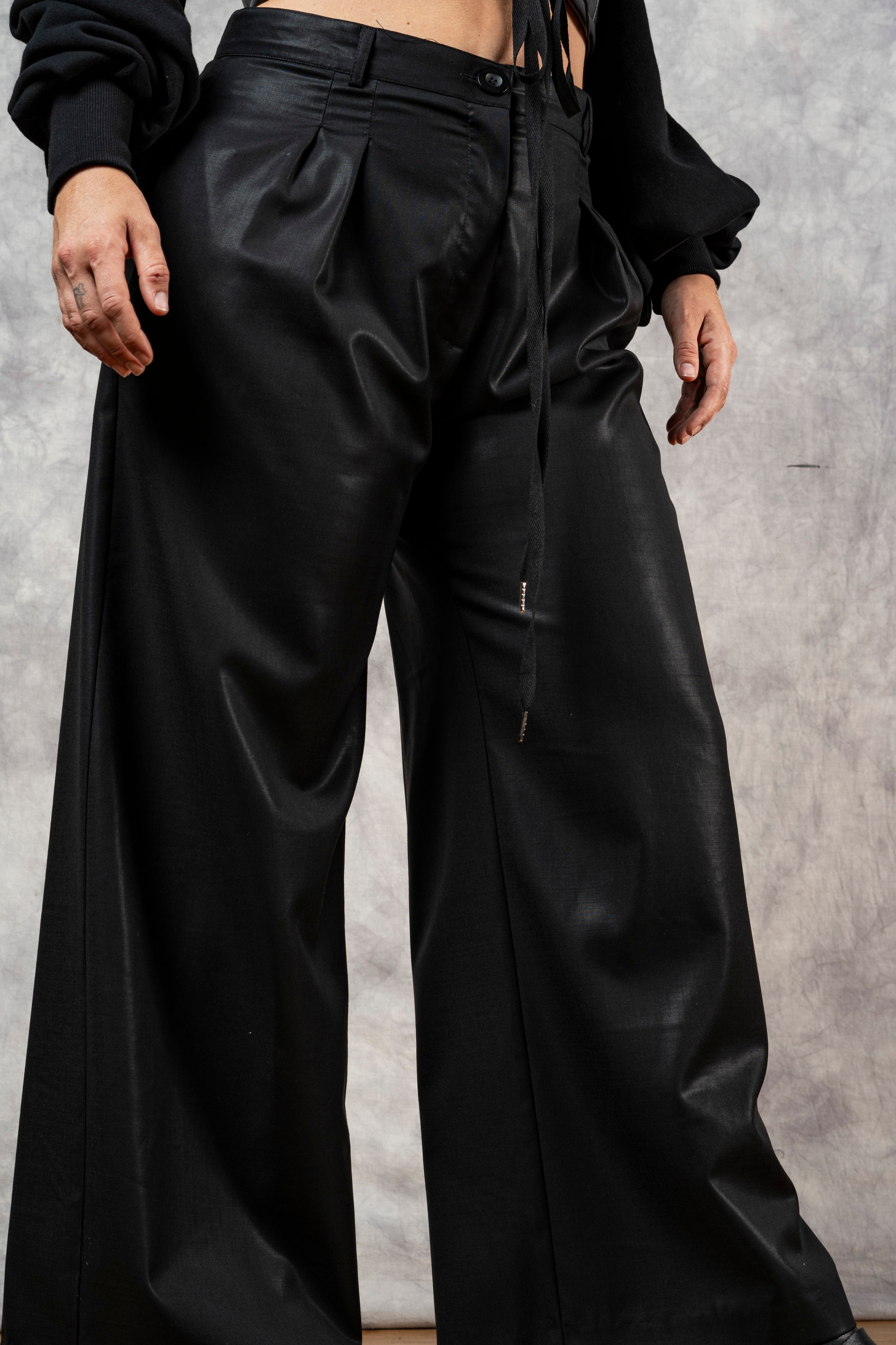 Wide Leg Trouser in Black Wool