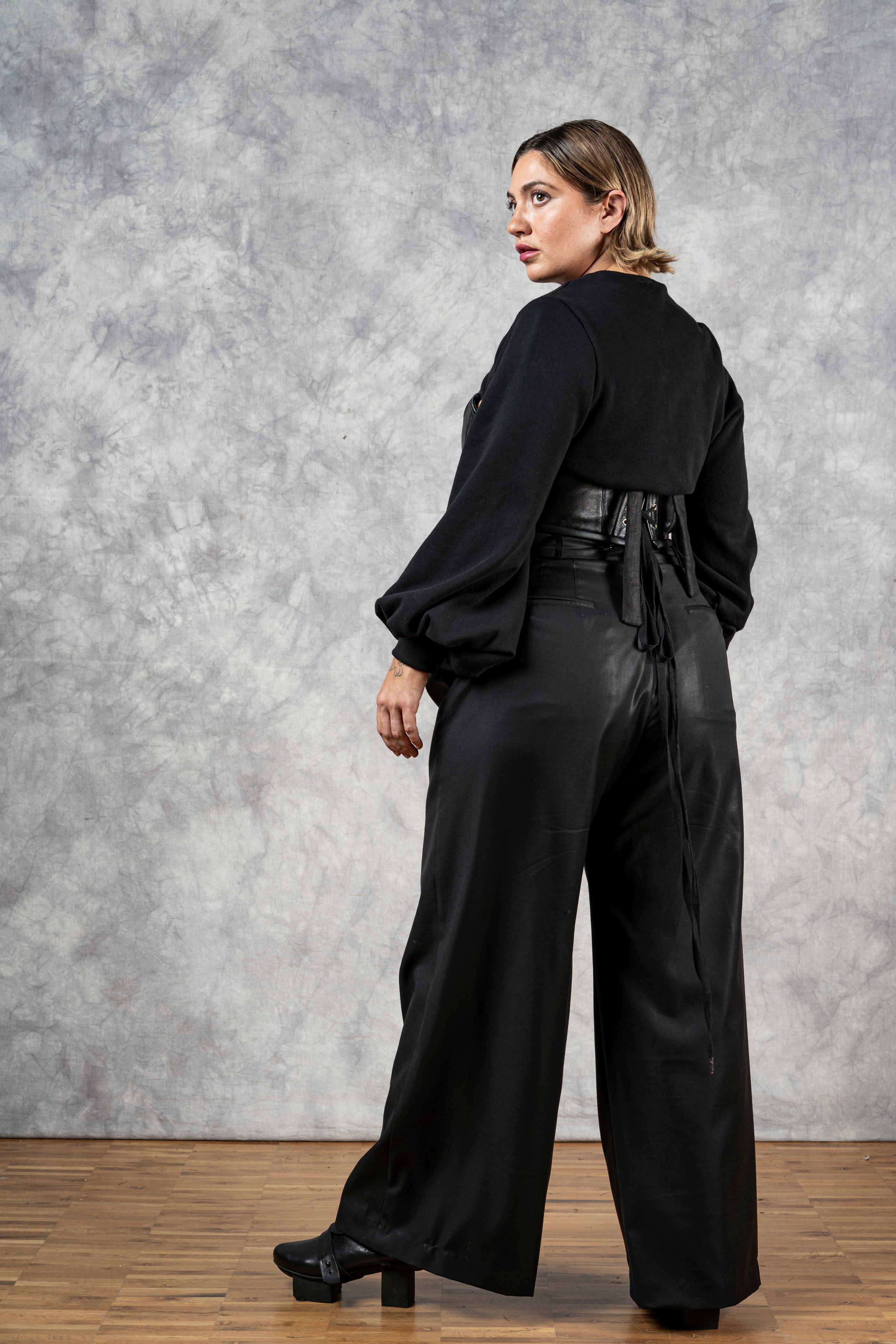 Wide Leg Trouser in Black Wool